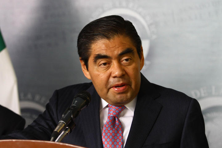 El líder de los senadores del PRD afirmó que de no aprobar las reformas habría una situación 'grave e inédita' en el sistema electoral mexicano. (Archivo) 
