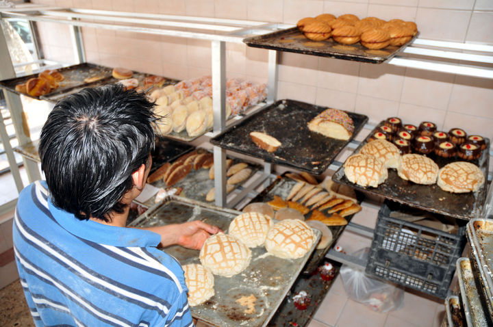 Crisis. Las panaderías han tenido que adaptarse a la inseguridad de la región.