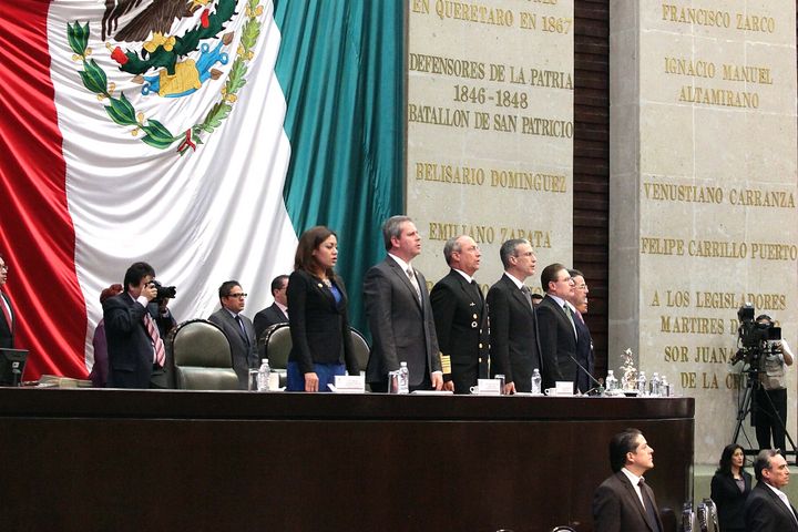 Evento. El secretario de Marina encabezó la ceremonia del Centenario de la Heroica Defensa del Puerto de Veracruz.