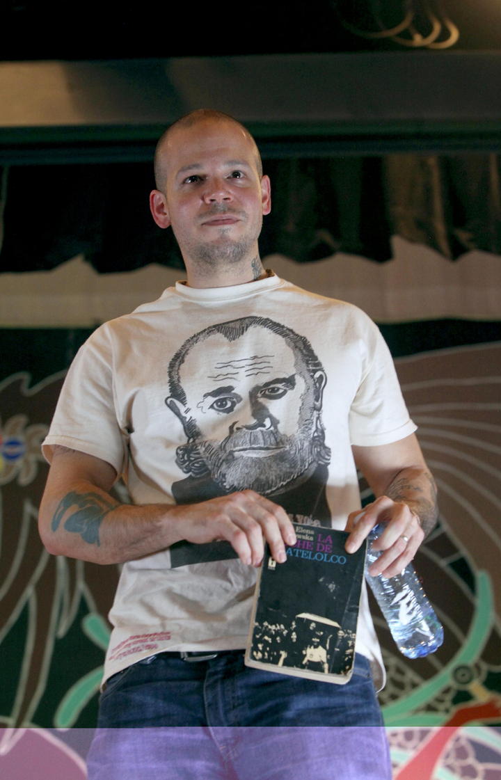 El cantante de la banda puertorriqueña Calle 13, René Pérez, admitió hoy que le 'aburre la fama'.
