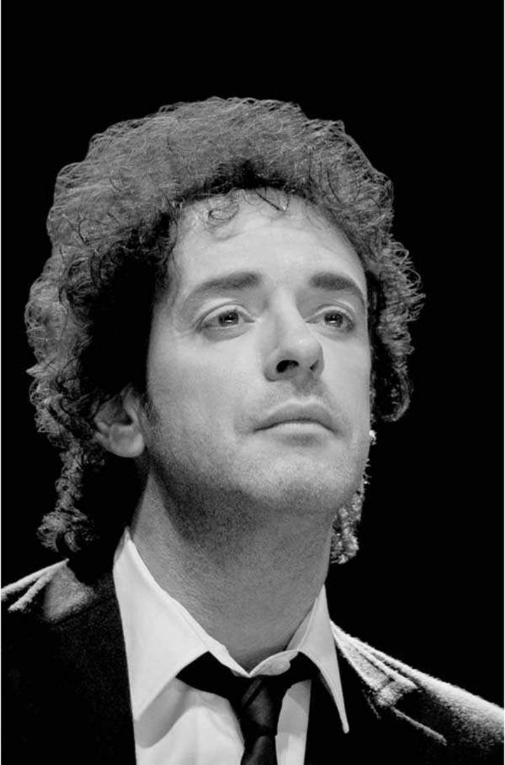 El ex-cantante de la banda argentina Soda Stereo, Gustavo Cerati, cumplió hoy cuatro años en coma por el accidente cerebro vascular. (Archivo)