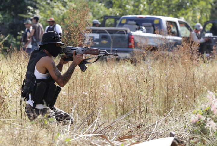Autodefensas matan a dos sicarios en Sahuayo, Michoacán
