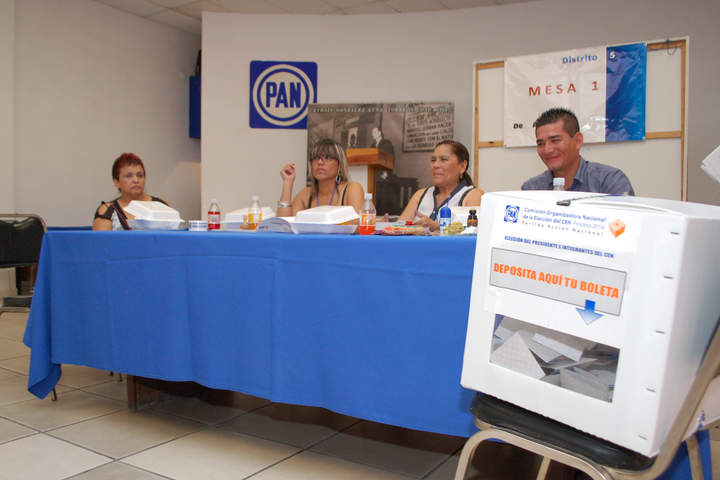 El PAN repuso las boletas electorales de dos paquetes que contenían la papelería de Ótaez, Topia, sierra Madre Occidental. (ARCHIVO)