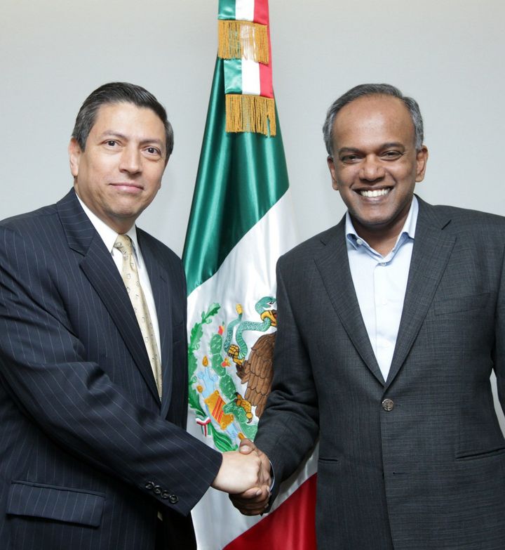 Concretan acuerdos Singapur y México
