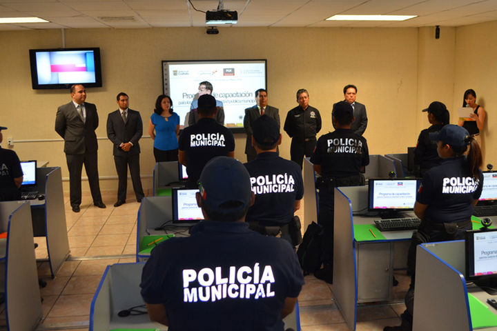 Programa. Los policías de Torreón iniciaron con un programa de capacitación sobre la reforma Constitucional en Justicia Penal.