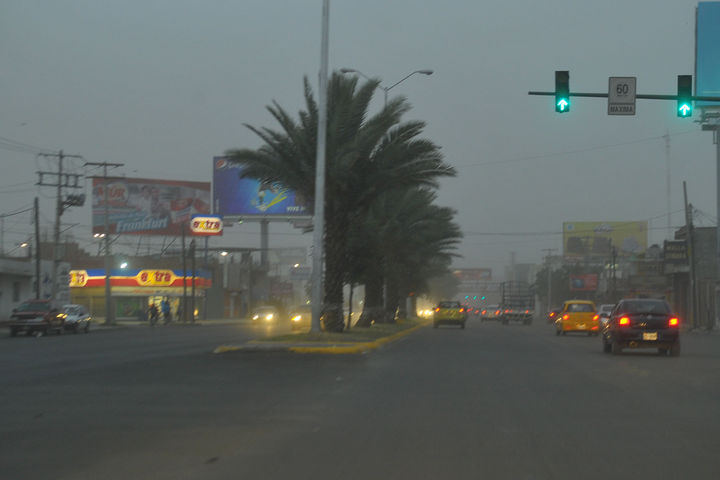 Lluvia. El temporal fue provocado por el ingreso del frente frío número 56 a la región, según Protección Civil de Gómez Palacio.