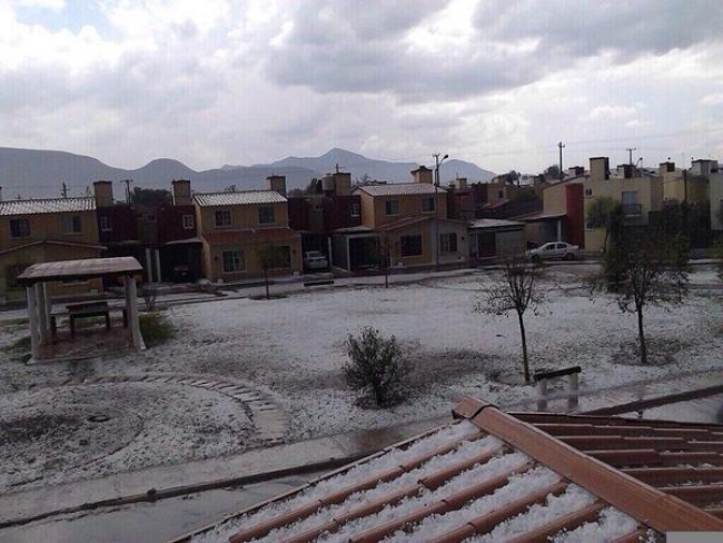 Reportan caída de granizo en Coahuila