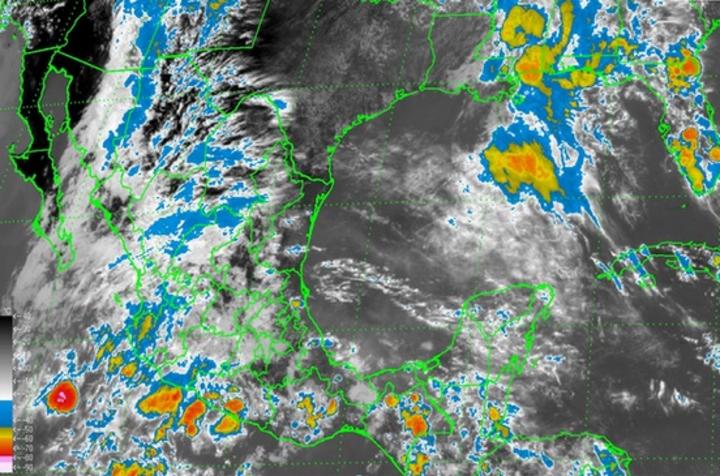 De acuerdo con la Conagua, “Amanda” mantendrá lluvias muy fuertes en Nayarit, Jalisco y Michoacán. (Twitter)