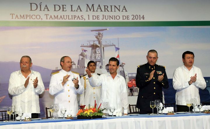 Conmemoración. El presidente de México, Enrique Peña Nieto encabezó una comida para conmemorar el Día de la Marina. 