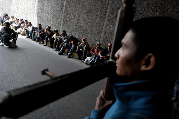 Piden migrantes centroamericanos libre tránsito por México