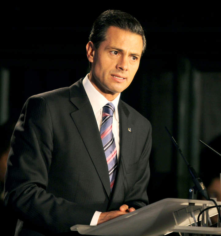 El presidente Enrique Peña Nieto fue increpado por un joven durante su participación en un foro empresarial en Madrid. (Archivo) 