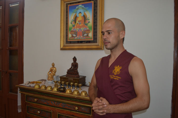 Budismo. Casa Tibet Sede  Laguna ofrece cursos de meditación.