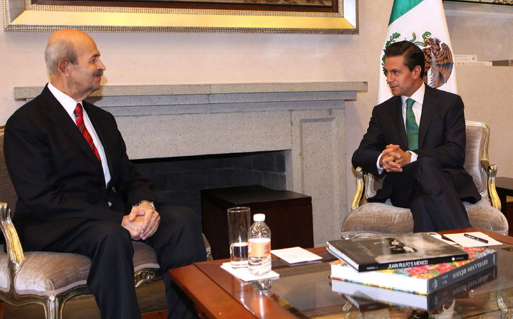 Diálogo. En la imagen una fotografía de Peña Nieto con Fausto Vallejo en una entrevista privada.
