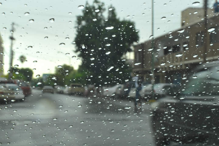 El organismo pidió extremar las precauciones ante el pronóstico de que hoy se registrarán lluvias intensas en los estados de Nuevo León y Coahuila. (ARCHIVO)