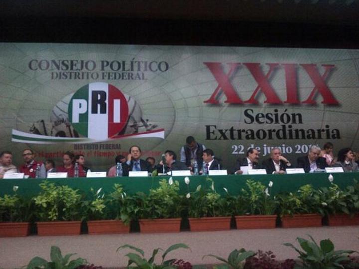 Mauricio López deberá concluir el periodo por el que fue elegido Cuauhtémoc Gutiérrez de la Torre. (Twitter)
