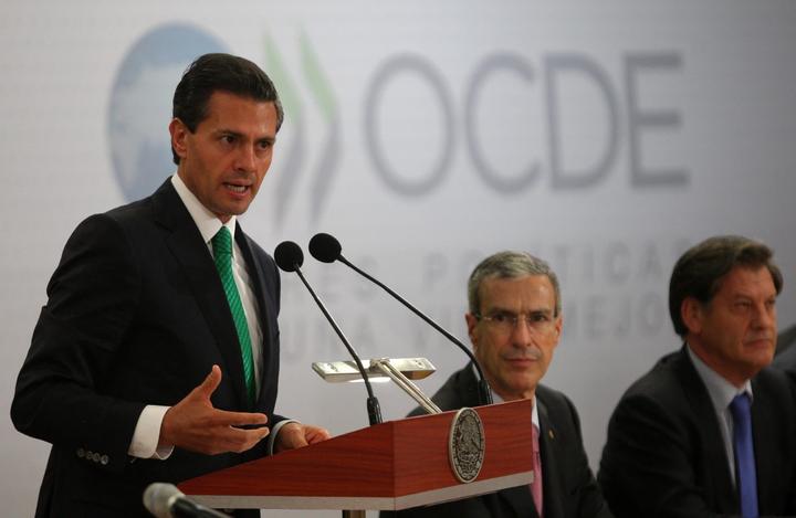 Reformas buscan mover raíces y entrañas de México: EPN
