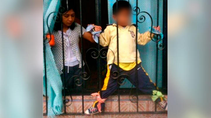 Indaga Veracruz caso de niño amarrado a ventana