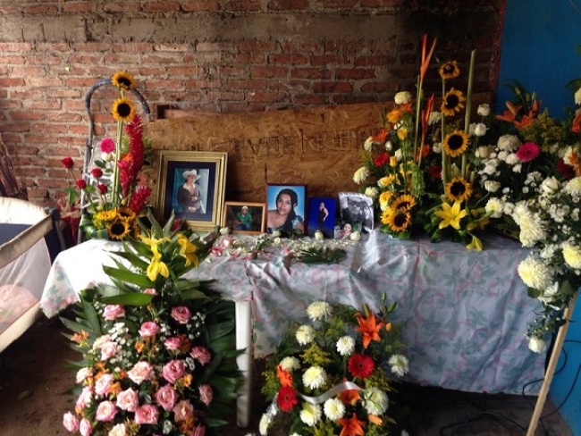 Los cuerpos calcinados de la vocalista, su esposo y su sobrino fueron localizados en un vehículo abandonado en Puruándiro, Michoacán. 