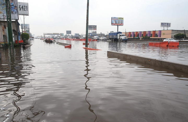 Autoridades del DF advirtieron a ciudadanía sobre las lluvias que seguirán afectando en los siguientes días. (ARCHIVO)