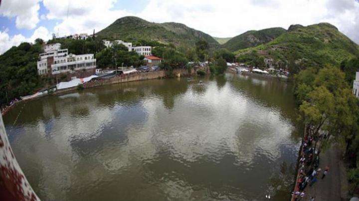Con la apertura de las compuertas de la presa la Olla dan inicio las Fiestas de San Juan en Guanajuato capital.
