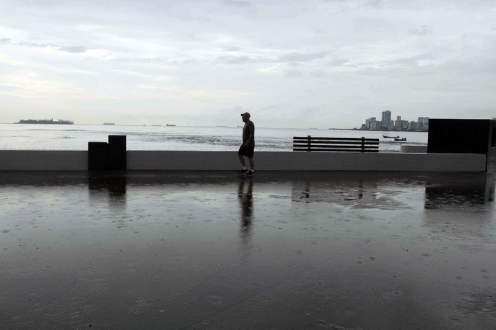 Guerrero en alerta por lluvias y el 'mar de fondo'