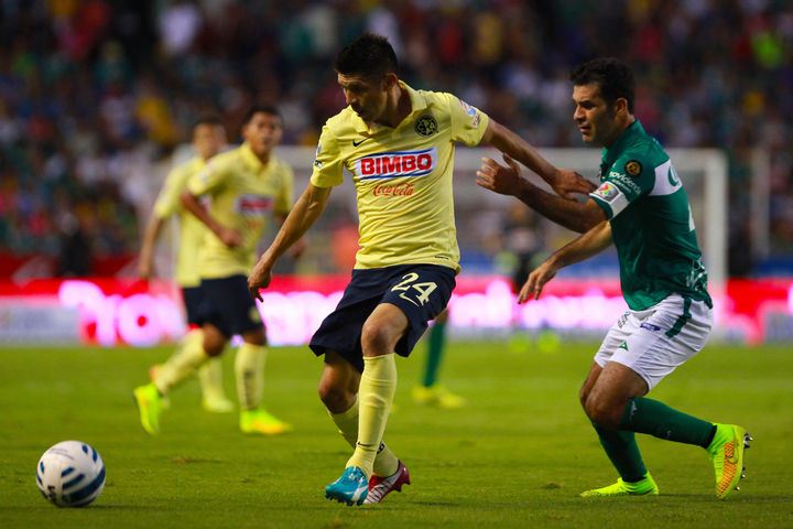 El delantero de las Águilas del América, Oribe Peralta, se siente motivado por debutar en el Estadio Azteca.