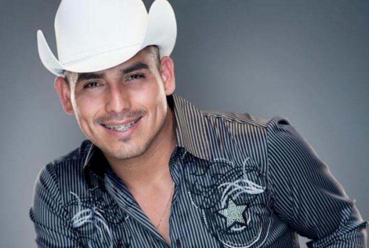 Espinoza Paz promociona este jueves su tercer sencillo titulado “Ya no lo vamos a hacer”, el cual está incluido en su nuevo álbum “Yo feliz”. (Archivo)