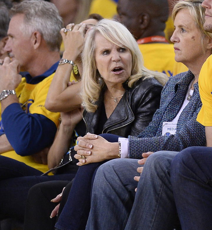 Shelly Sterling recurrió a los tribunales en procura de un aval para el acuerdo de venta que negoció tras asumir el control de un fideicomiso familiar y remover a su esposo como administrador. (Archivo)