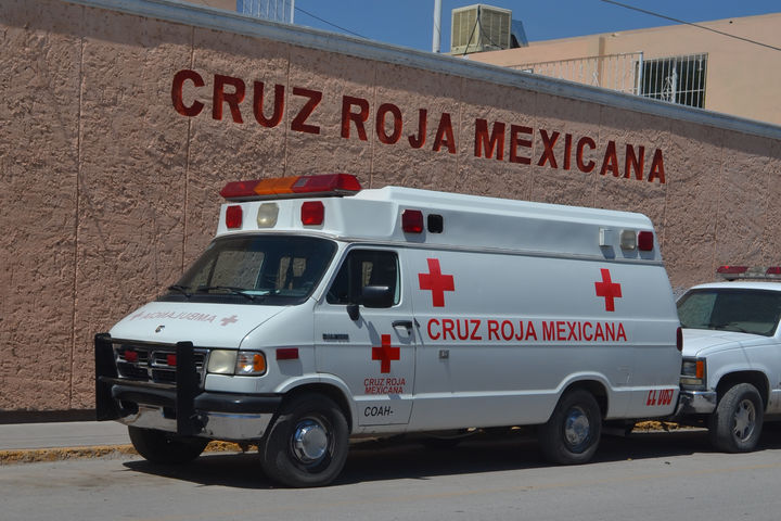 Accidentes. Paramédico de la Cruz Roja Mexicana dice que por las vacaciones se registran más accidentes automovilísticos.