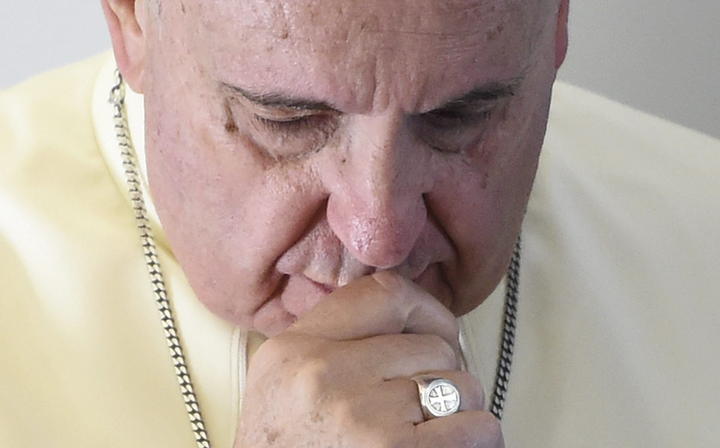 El Papa recibió la noticia con tristeza y pidió a sus colaboradores que se unieran a sus oraciones. (Archivo)