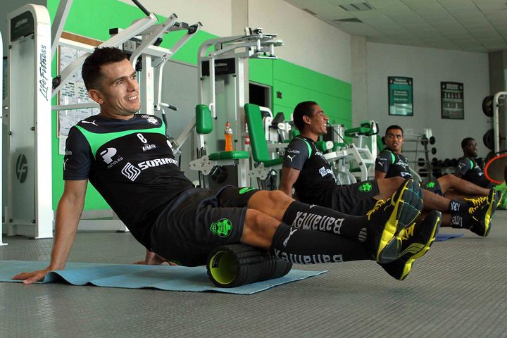 Los Guerreros dosifican las cargas de trabajo con trabajo de recuperación en el gimnasio. (Cortesía Club Santos)