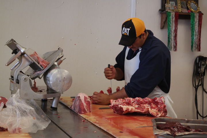 Gómez Palacio. Para muchos negocios resulta incosteable ya la venta de carne. (ARCHIVO)