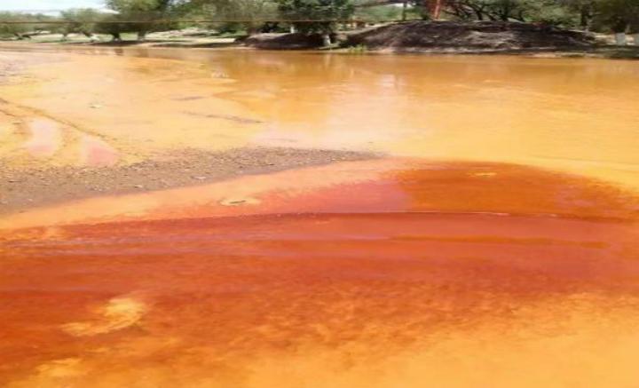 El derrame de lixiviados de sulfato de cobre acidulado que contaminó el río Bacanuchise, se detectó el 6 de agosto pasado. (Archivo)