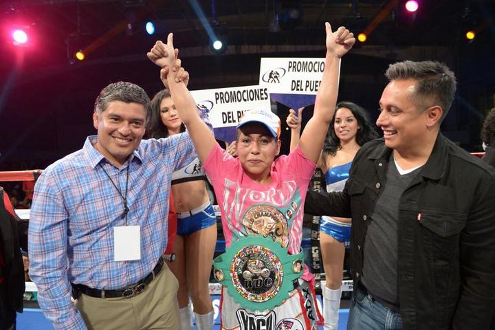 Yéssica Chávez ganó el título mosca internacional del CMB.(Twitter)