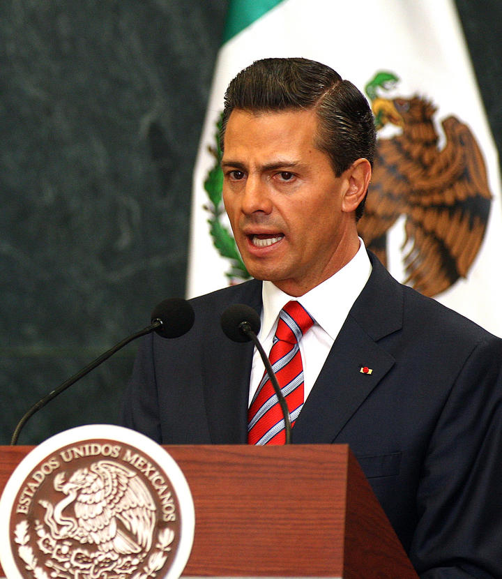En su primera jornada de visita a California, Peña Nieto se reunirá hoy en Los Ángeles con estudiantes mexicanos, delegados de clubes de oriundos de México y políticos locales. (Archivo)
