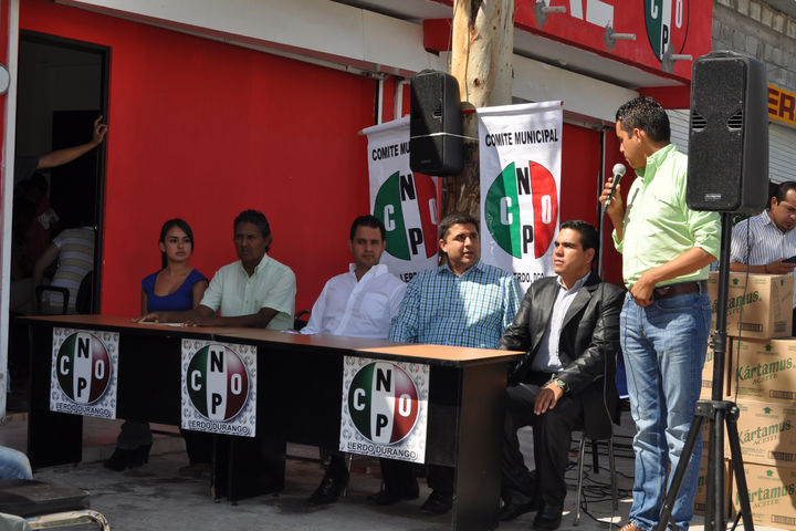 CNOP. El dirigente Homero Martínez dijo que ahora los militantes tienen la identidad al contar con su credencial con fotografía.