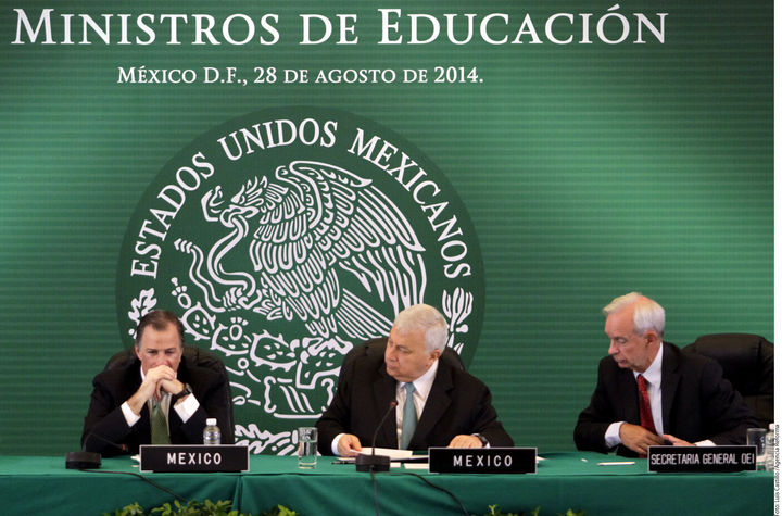 Reunión. Emilio Chuayffet fungió de anfitrión de los ministros de educación iberoamericanos.
