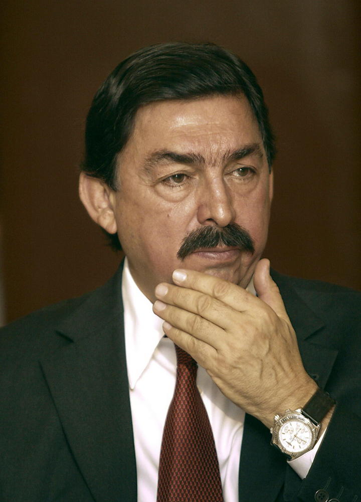 Gómez Urrutia anunció que regresará a México, al Distrito Federal, pues 'viene una nueva etapa' para el gremio. (ARCHIVO)