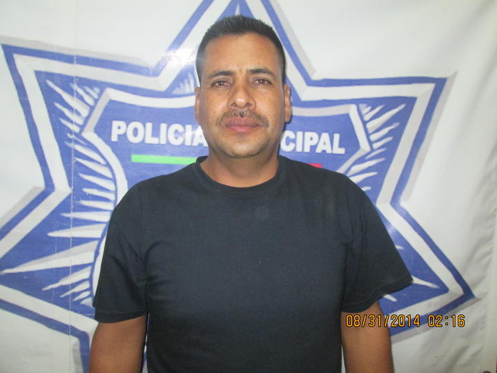 Abel de Hoyos López, de 38 años de edad, fue detenido por ocasionar daños a un domicilio en San Pedro, Coah. (El Siglo de Torreón)