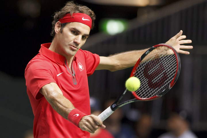 Toda Suiza celebra la hazaña de Federer, quien logró llevar a su país a la serie final por la “Ensaladera de plata” después de 22 años, y ahora buscará darle el primer título de su historia. (EFE) 
