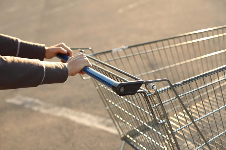 Gracias al carrito de supermercado las compras se vuelven una tarea más sencilla. (ARCHIVO)