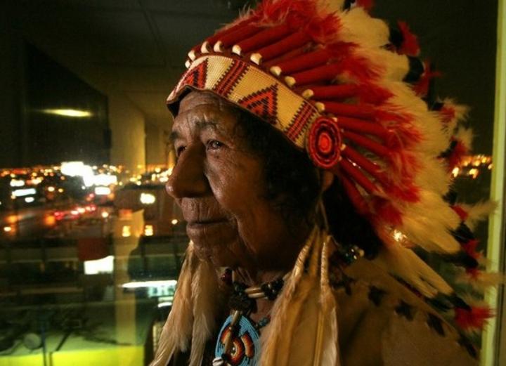  El líder de la tribu kikapú en Coahuila, Chakoka Aniko, de 82 años de edad, falleció a consecuencia de un padecimiento renaL.