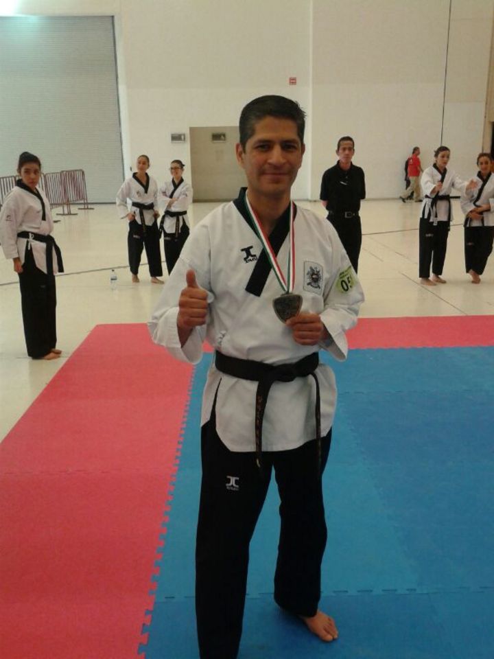 El lagunero Salvador Carrillo sigue con su proceso de preparación para el Campeonato Mundial de Formas 2014. 