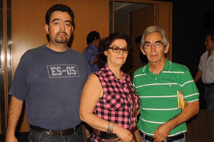 

Luis Alonso González, Martha Medina y Jesús González.

