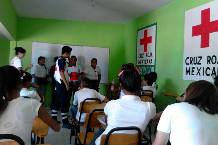 Celebración. Con una convivencia celebró la Cruz Roja de la Juventud. (CORTESÍA)