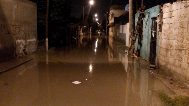 Los fondos son para entregar materiales para la reparación de viviendas que presentan daños generados por las lluvias. (ARCHIVO)