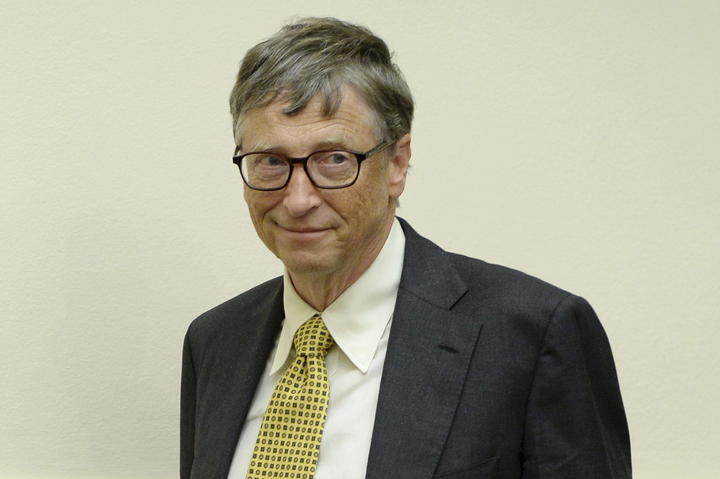 Bill Gates mantiene la primera posición pese a que mediante su fundación ha dado 30 mil millones de dólares desde 2000 a causas sociales en el mundo, lo que lo convierte en el mayor filántropo en la historia. (Archivo)