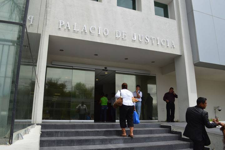 Proceso. La audiencia se realizó ayer en el Palacio de Justicia de Gómez Palacio.