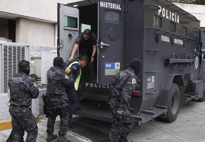 Cárcel. Catorce policías de Iguala y trece de Cocula fueron consignados por su participación en el caso Ayotzinapa.