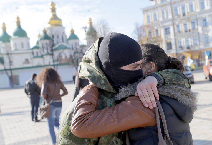Ucrania. Aseguran rebeldes en Ucrania que los ataques en Donetsk ponen fin a toda posibilidad de diálogo. (EFE)